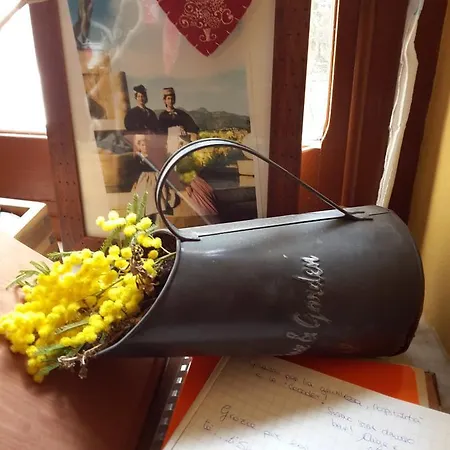 Oda ve Kahvaltı La Casa Dei Nonni *